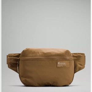 belt bag clean lines by lululemon - artifact